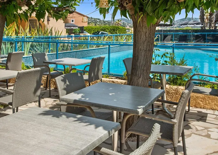 Cit\'Hotel Hostellerie de la Nartelle
